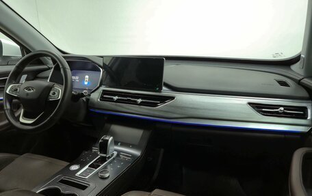 Chery Tiggo 8 Pro, 2023 год, 2 200 000 рублей, 13 фотография