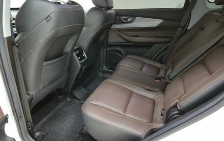 Chery Tiggo 8 Pro, 2023 год, 2 200 000 рублей, 16 фотография