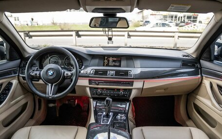 BMW 5 серия, 2012 год, 1 698 000 рублей, 13 фотография