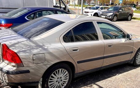 Volvo S60 III, 2001 год, 445 000 рублей, 5 фотография