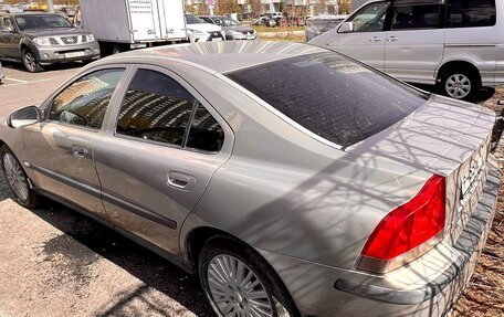 Volvo S60 III, 2001 год, 445 000 рублей, 4 фотография