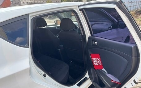 Hyundai Solaris II рестайлинг, 2014 год, 1 000 000 рублей, 4 фотография