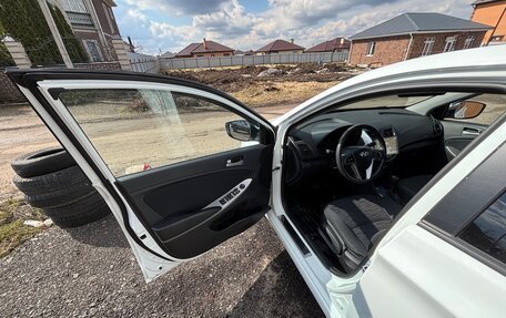 Hyundai Solaris II рестайлинг, 2014 год, 1 000 000 рублей, 8 фотография