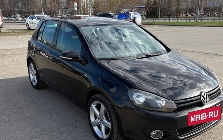 Volkswagen Golf VI, 2012 год, 950 000 рублей, 2 фотография