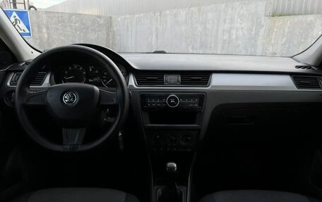 Skoda Rapid I, 2015 год, 650 000 рублей, 13 фотография