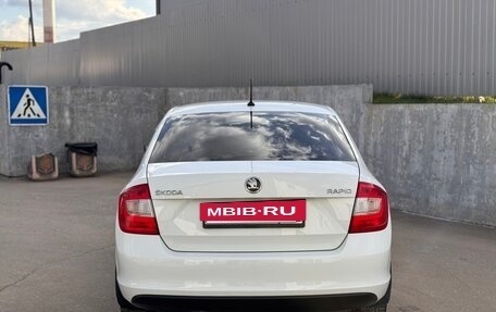 Skoda Rapid I, 2015 год, 650 000 рублей, 5 фотография