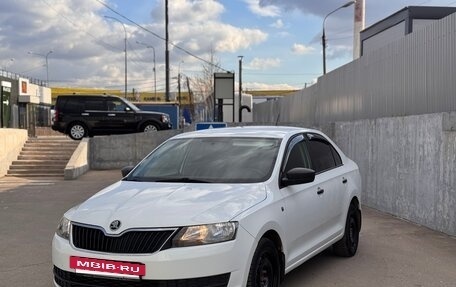 Skoda Rapid I, 2015 год, 650 000 рублей, 3 фотография