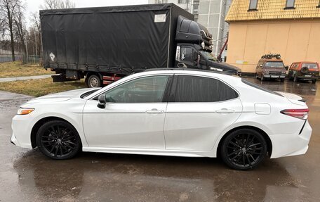 Toyota Camry, 2019 год, 2 450 000 рублей, 5 фотография