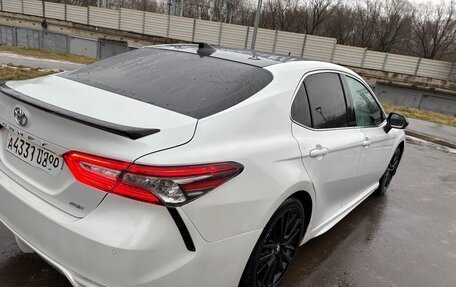 Toyota Camry, 2019 год, 2 450 000 рублей, 11 фотография
