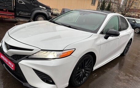 Toyota Camry, 2019 год, 2 450 000 рублей, 14 фотография