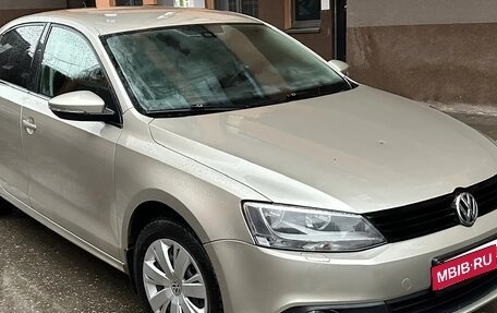 Volkswagen Jetta VI, 2012 год, 750 000 рублей, 1 фотография