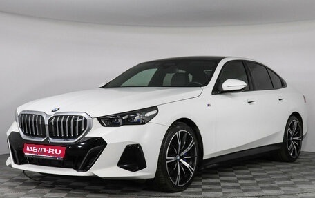 BMW 5 серия, 2023 год, 7 299 000 рублей, 1 фотография