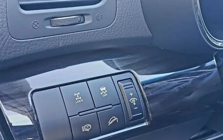 KIA Sorento II рестайлинг, 2010 год, 14 фотография