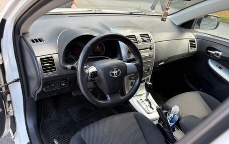 Toyota Corolla, 2011 год, 980 000 рублей, 8 фотография