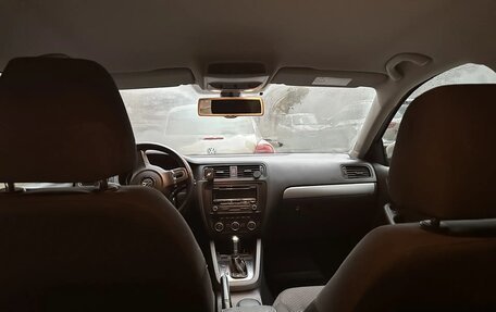 Volkswagen Jetta VI, 2012 год, 750 000 рублей, 3 фотография