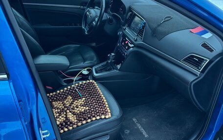 Hyundai Elantra VI рестайлинг, 2016 год, 1 350 000 рублей, 16 фотография