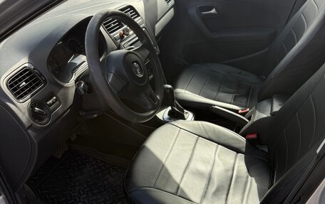 Volkswagen Polo VI (EU Market), 2011 год, 700 000 рублей, 9 фотография