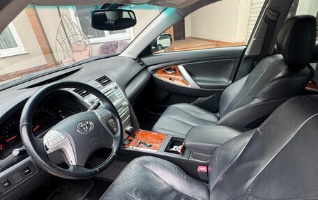 Toyota Camry, 2008 год, 1 150 000 рублей, 11 фотография