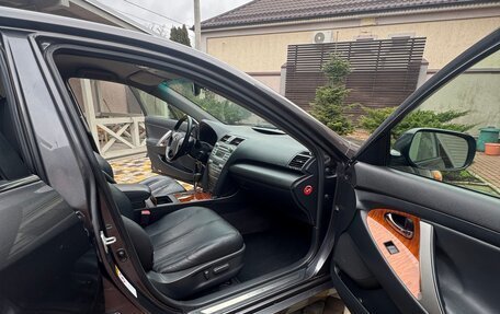 Toyota Camry, 2008 год, 1 150 000 рублей, 16 фотография