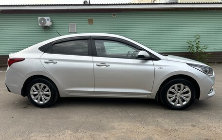 Hyundai Solaris II рестайлинг, 2017 год, 1 300 000 рублей, 6 фотография