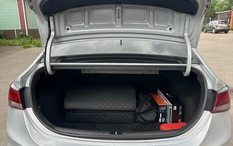 Hyundai Solaris II рестайлинг, 2017 год, 1 300 000 рублей, 16 фотография