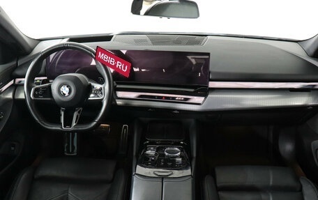 BMW 5 серия, 2023 год, 7 299 000 рублей, 10 фотография