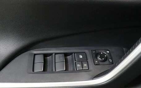 Toyota RAV4, 2020 год, 3 979 000 рублей, 11 фотография