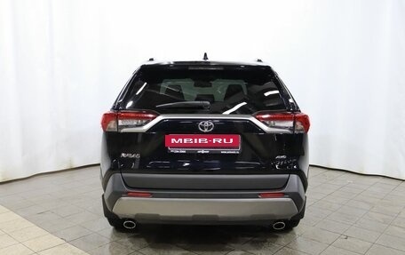 Toyota RAV4, 2020 год, 3 979 000 рублей, 5 фотография