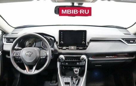 Toyota RAV4, 2020 год, 3 979 000 рублей, 13 фотография