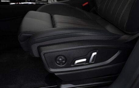 Audi Q5, 2025 год, 5 700 000 рублей, 24 фотография