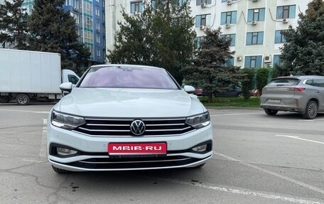 Volkswagen Passat B8 рестайлинг, 2021 год, 3 030 000 рублей, 1 фотография
