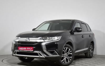 Mitsubishi Outlander III рестайлинг 3, 2019 год, 1 925 000 рублей, 1 фотография