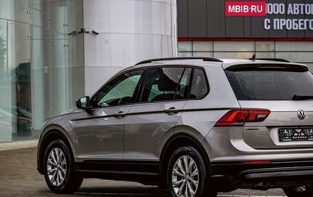 Volkswagen Tiguan II, 2019 год, 2 045 000 рублей, 8 фотография