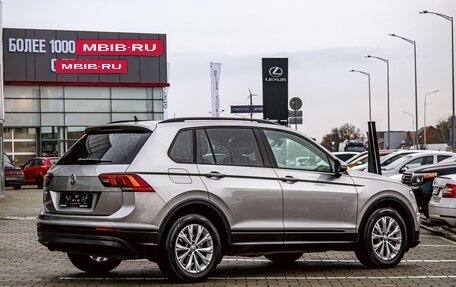 Volkswagen Tiguan II, 2019 год, 2 045 000 рублей, 6 фотография