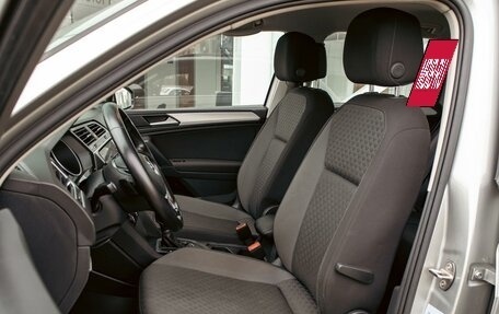 Volkswagen Tiguan II, 2019 год, 2 045 000 рублей, 11 фотография