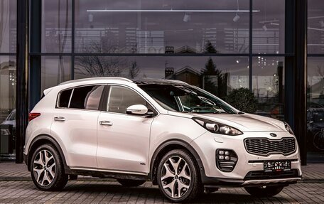 KIA Sportage IV рестайлинг, 2018 год, 1 795 000 рублей, 3 фотография