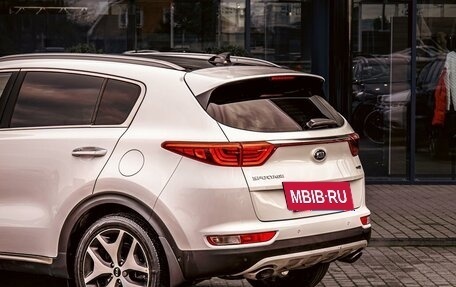 KIA Sportage IV рестайлинг, 2018 год, 1 795 000 рублей, 10 фотография
