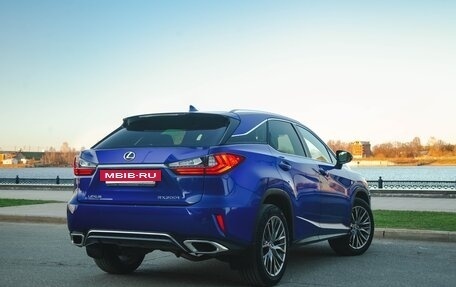 Lexus RX IV рестайлинг, 2017 год, 3 670 000 рублей, 3 фотография