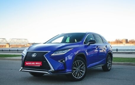 Lexus RX IV рестайлинг, 2017 год, 3 670 000 рублей, 2 фотография