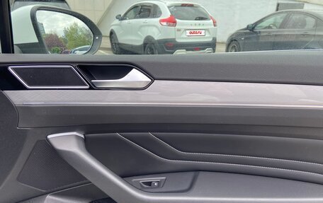 Volkswagen Passat B8 рестайлинг, 2021 год, 3 030 000 рублей, 16 фотография