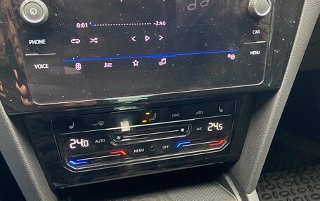 Volkswagen Passat B8 рестайлинг, 2021 год, 3 030 000 рублей, 6 фотография