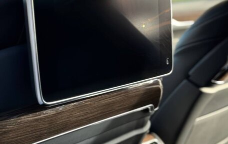 BMW 7 серия, 2016 год, 4 300 000 рублей, 17 фотография