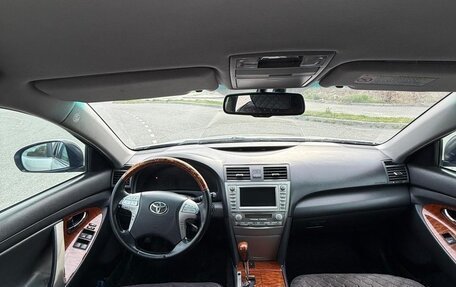 Toyota Camry, 2010 год, 1 190 000 рублей, 10 фотография