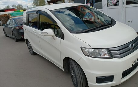 Honda Freed I, 2012 год, 1 100 000 рублей, 8 фотография