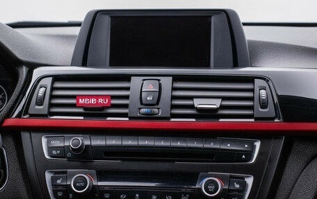 BMW 3 серия, 2015 год, 2 080 000 рублей, 14 фотография