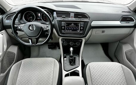 Volkswagen Tiguan II, 2018 год, 1 900 000 рублей, 17 фотография