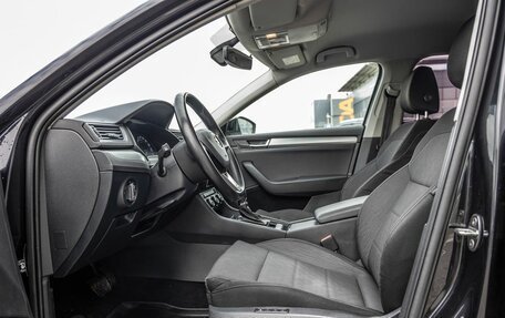 Skoda Superb III рестайлинг, 2016 год, 1 898 000 рублей, 28 фотография