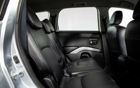 Mitsubishi Outlander III рестайлинг 3, 2010 год, 1 095 000 рублей, 9 фотография