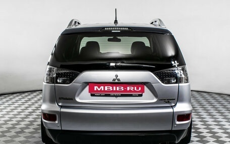 Mitsubishi Outlander III рестайлинг 3, 2010 год, 1 095 000 рублей, 6 фотография