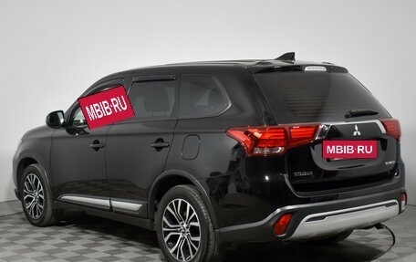 Mitsubishi Outlander III рестайлинг 3, 2019 год, 1 925 000 рублей, 7 фотография